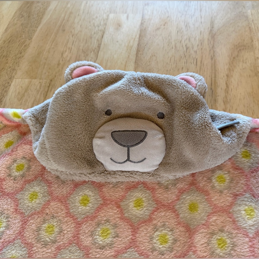 Blankets & Beyond Hooded Baby & Toddler Blanket - Bear Hooded Blanket, EUC! - Picture 10 of 16